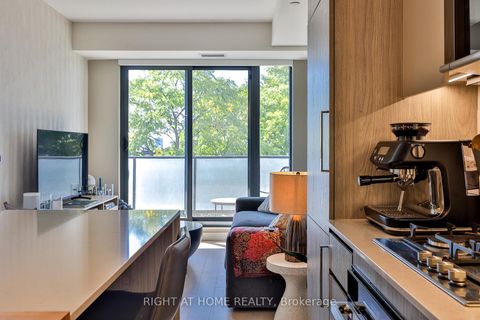 Photo 4 at 410 - 430 Roncesvalles Avenue, Swansea, Toronto