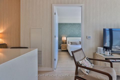 Photo 11 at 410 - 430 Roncesvalles Avenue, Swansea, Toronto