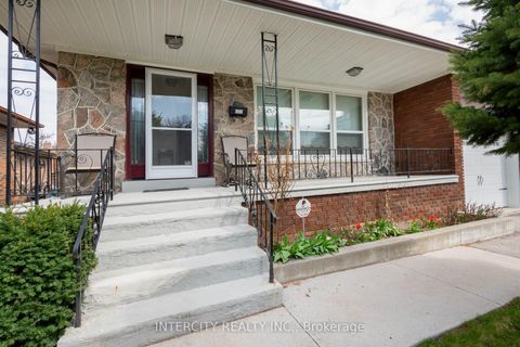 Photo 3 at 852 Glencairn Avenue, Glen Park, Toronto