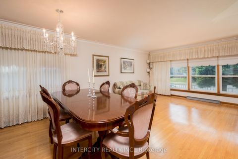 Photo 9 at 852 Glencairn Avenue, Glen Park, Toronto