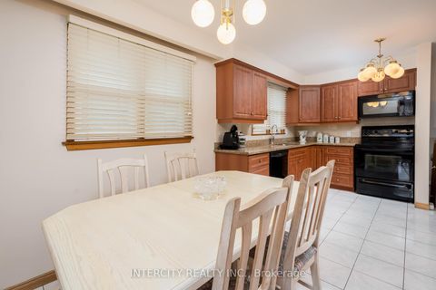 Photo 10 at 852 Glencairn Avenue, Glen Park, Toronto