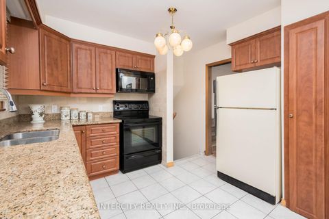 Photo 15 at 852 Glencairn Avenue, Glen Park, Toronto