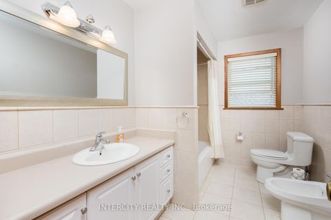 Photo 20 at 852 Glencairn Avenue, Glen Park, Toronto