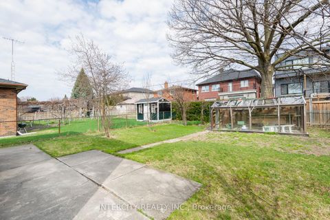 Photo 35 at 852 Glencairn Avenue, Glen Park, Toronto