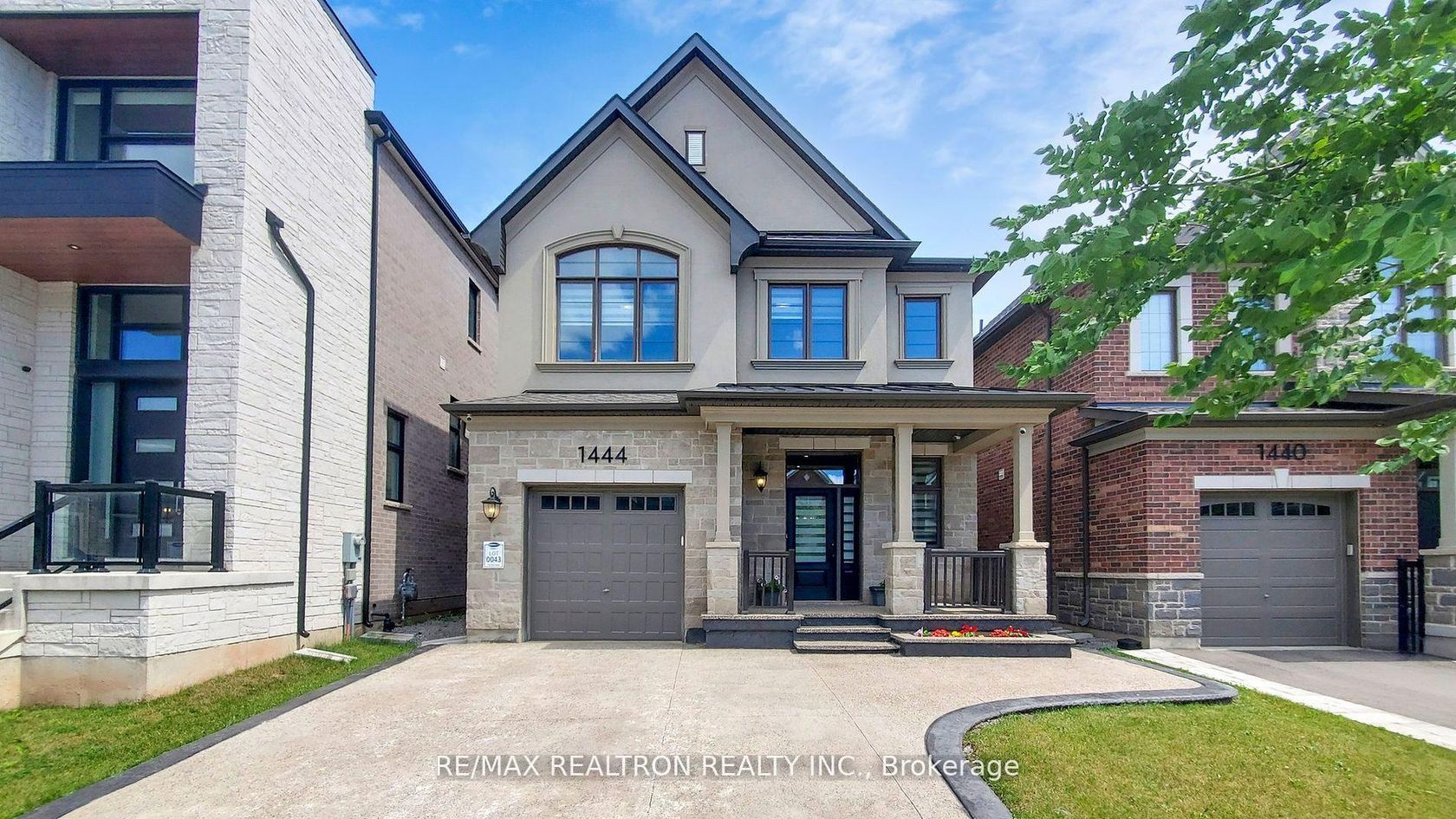 1444 Varelas Passage, JM Joshua Meadows, Oakville 