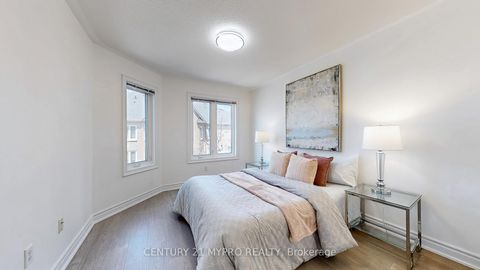 Photo 17 at 32 - 735 New Westminster Drive, Brownridge, Vaughan