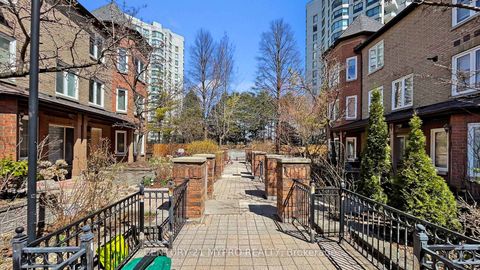 Photo 29 at 32 - 735 New Westminster Drive, Brownridge, Vaughan