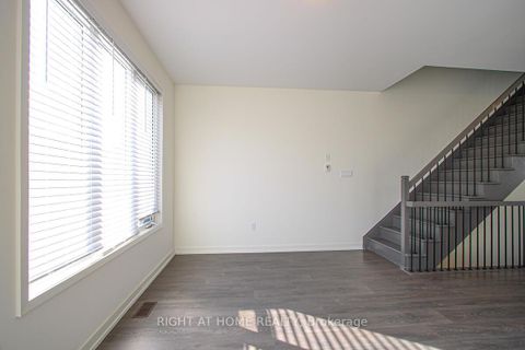 Photo 9 at 3092 Ernest Appelbe Boulevard, GO Glenorchy, Oakville