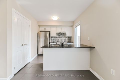 Photo 16 at 72 Brown Bear Street, Rural Barrie Southwest, Barrie