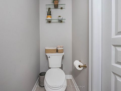 Photo 48 at 44 - 26 APPLEWOOD Lane, Etobicoke West Mall, Toronto