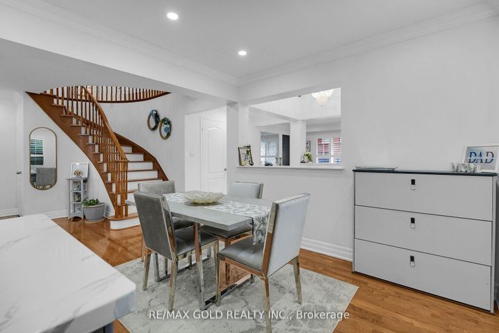 Photo 19 at 52 LINDERWOOD Drive N, Fletcher's Meadow, Brampton