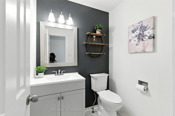 Photo 5 at 23 - 415 River Oaks Boulevard W, RO River Oaks, Oakville