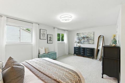 Photo 18 at 23 - 415 River Oaks Boulevard W, RO River Oaks, Oakville