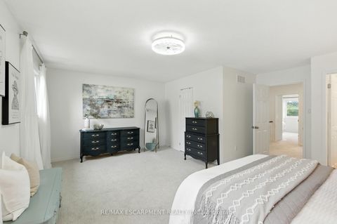 Photo 19 at 23 - 415 River Oaks Boulevard W, RO River Oaks, Oakville