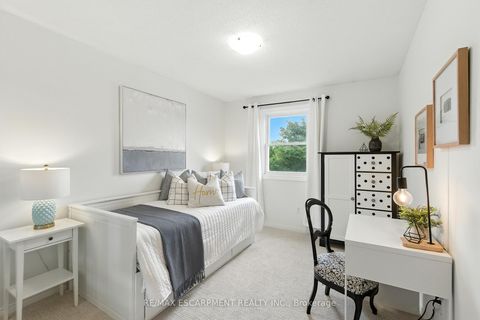 Photo 24 at 23 - 415 River Oaks Boulevard W, RO River Oaks, Oakville