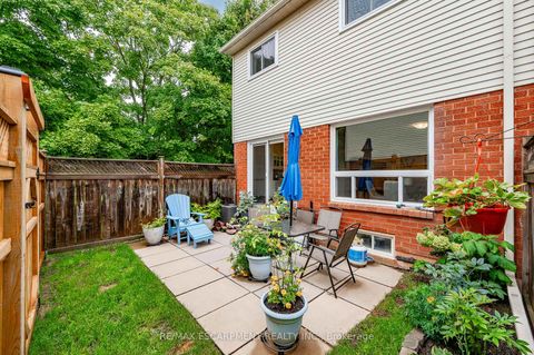 Photo 33 at 23 - 415 River Oaks Boulevard W, RO River Oaks, Oakville
