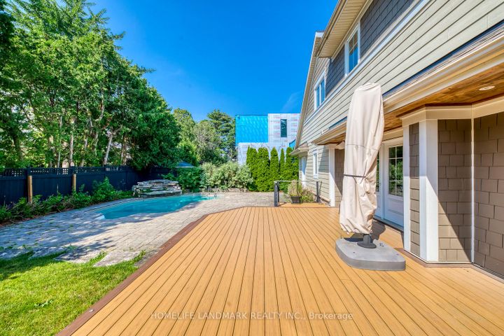 Photo 33 at 214 Waneta Drive, WO West, Oakville