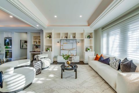 Photo 4 at 214 Waneta Drive, WO West, Oakville