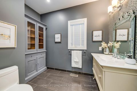 Photo 13 at 214 Waneta Drive, WO West, Oakville