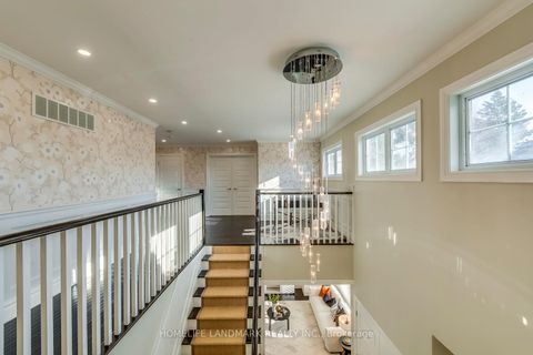 Photo 15 at 214 Waneta Drive, WO West, Oakville