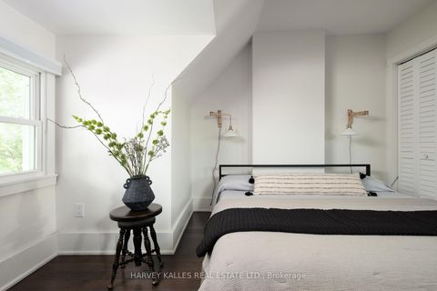 Photo 12 at 410 Roxton Road, Little Italy, Toronto