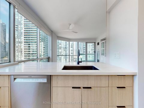 Photo 5 at 2210 - 10 Queens Quay W, Waterfront Communities C1, Toronto Photo 5 at 2210 - 10 Queens Quay W, Waterfront Communities C1, Toronto