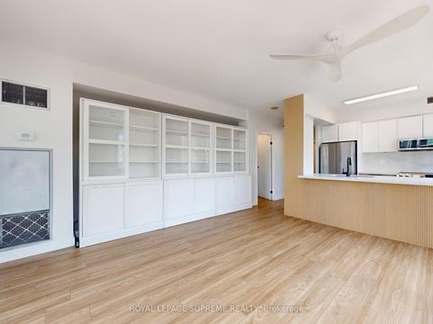Photo 16 at 2210 - 10 Queens Quay W, Waterfront Communities C1, Toronto