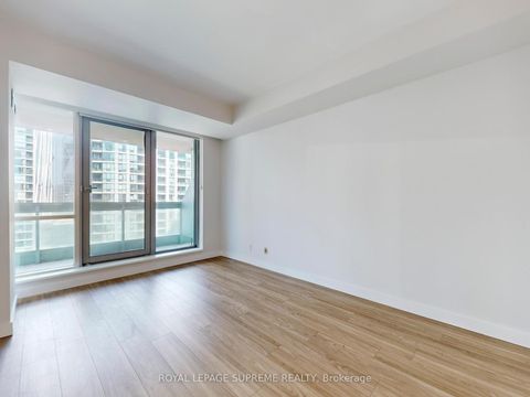 Photo 23 at 2210 - 10 Queens Quay W, Waterfront Communities C1, Toronto