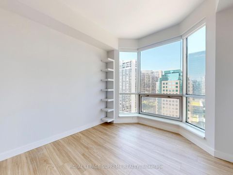 Photo 24 at 2210 - 10 Queens Quay W, Waterfront Communities C1, Toronto