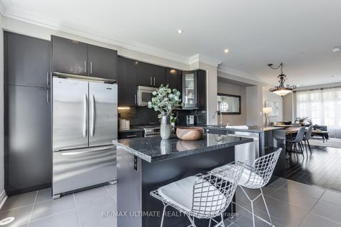 Photo 5 at 7 - 15 Powseland Crescent W, West Woodbridge, Vaughan