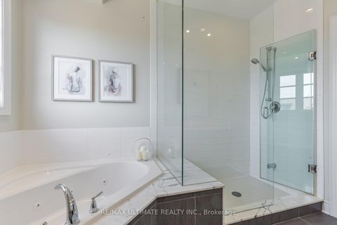 Photo 9 at 7 - 15 Powseland Crescent W, West Woodbridge, Vaughan