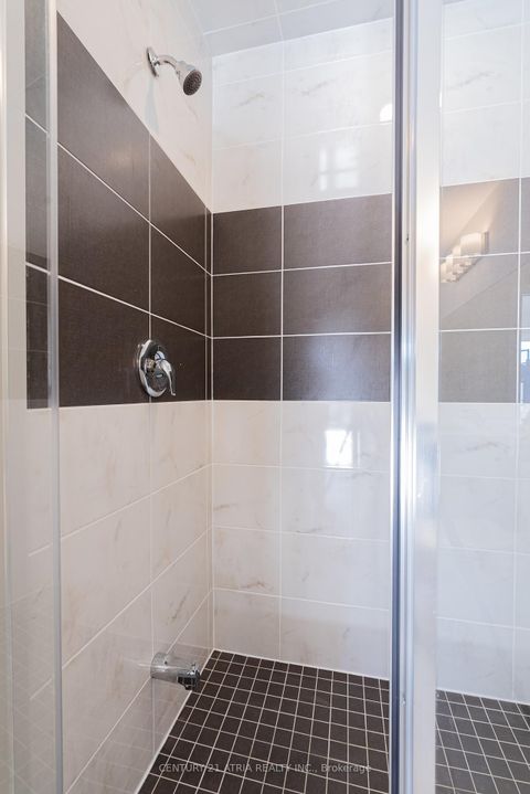 Photo 13 at 42 Ingersoll Lane, Jefferson, Richmond Hill