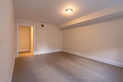 Photo 21 at 42 Ingersoll Lane, Jefferson, Richmond Hill