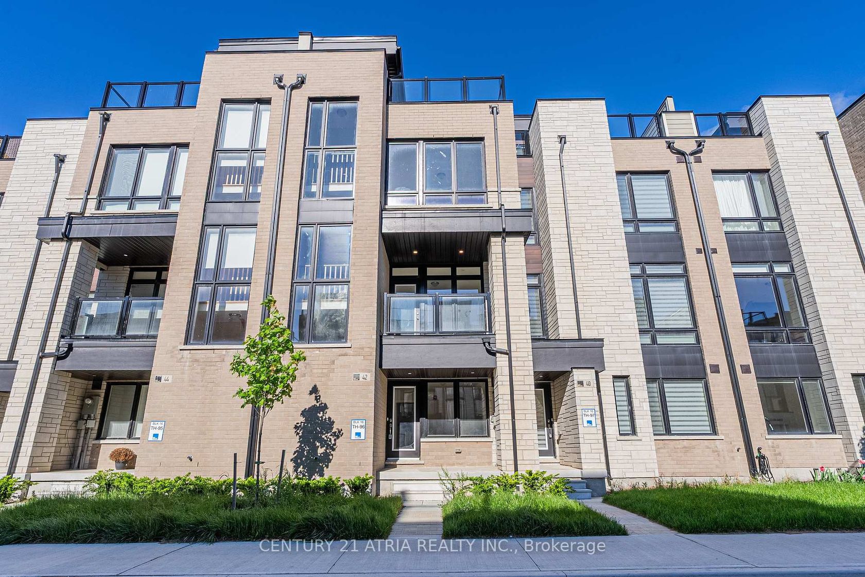42 Ingersoll Lane, Jefferson, Richmond Hill 