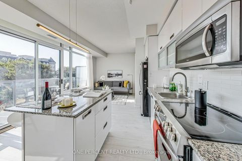 Photo 6 at 314 - 90 Stadium Road, Niagara, Toronto