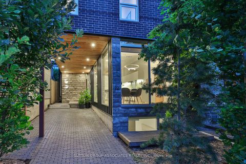 Photo 3 at 22 Mitchell Avenue, Niagara, Toronto