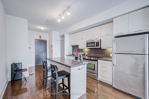 Photo 10 at 609 - 26 Norton Avenue, Willowdale East, Toronto