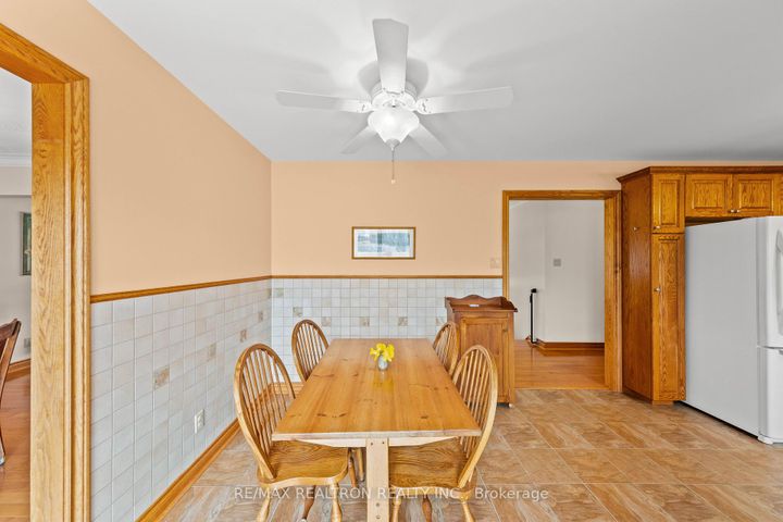 Photo 11 at 593 Simcoe Road, Bradford, Bradford West Gwillimbury