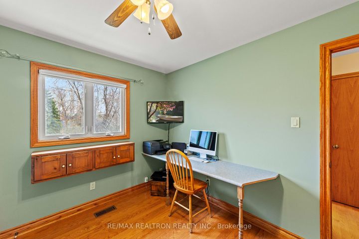 Photo 18 at 593 Simcoe Road, Bradford, Bradford West Gwillimbury
