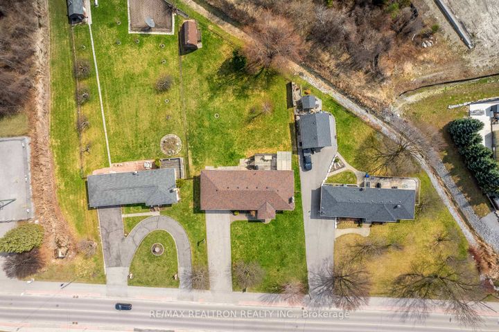 Photo 36 at 593 Simcoe Road, Bradford, Bradford West Gwillimbury