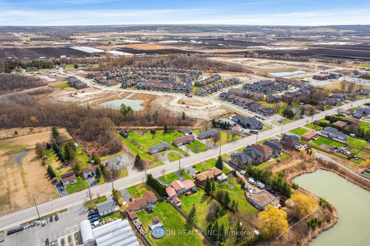 Photo 42 at 593 Simcoe Road, Bradford, Bradford West Gwillimbury
