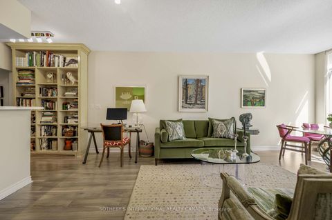 Photo 4 at 605 - 1 Deer Park Crescent, St. Clair, Toronto