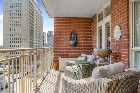 Photo 19 at 605 - 1 Deer Park Crescent, St. Clair, Toronto