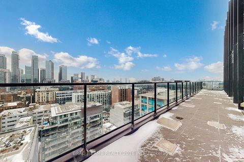 Photo 40 at 1702 - 458 Richmond Street W, Waterfront Communities C1, Toronto