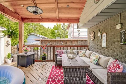 Photo 37 at 31 Shalom Crescent, Clairville, Toronto