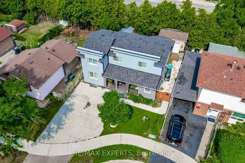 Photo 46 at 31 Shalom Crescent, Clairville, Toronto