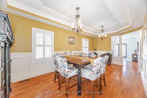 Photo 8 at 204 Lormel Gate, Vellore Village, Vaughan