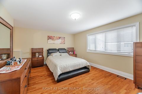 Photo 23 at 204 Lormel Gate, Vellore Village, Vaughan