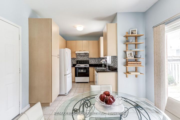 Photo 7 at 61 Manorwood Drive, Berczy, Markham
