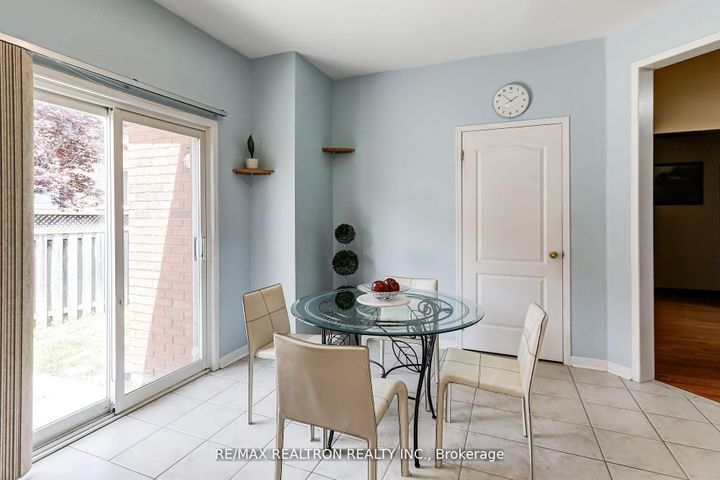 Photo 9 at 61 Manorwood Drive, Berczy, Markham
